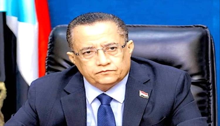 الانتقالي يهدد العلمي ويتوعد بالانسحاب من حكومة بن مبارك